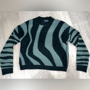 Saks sweater